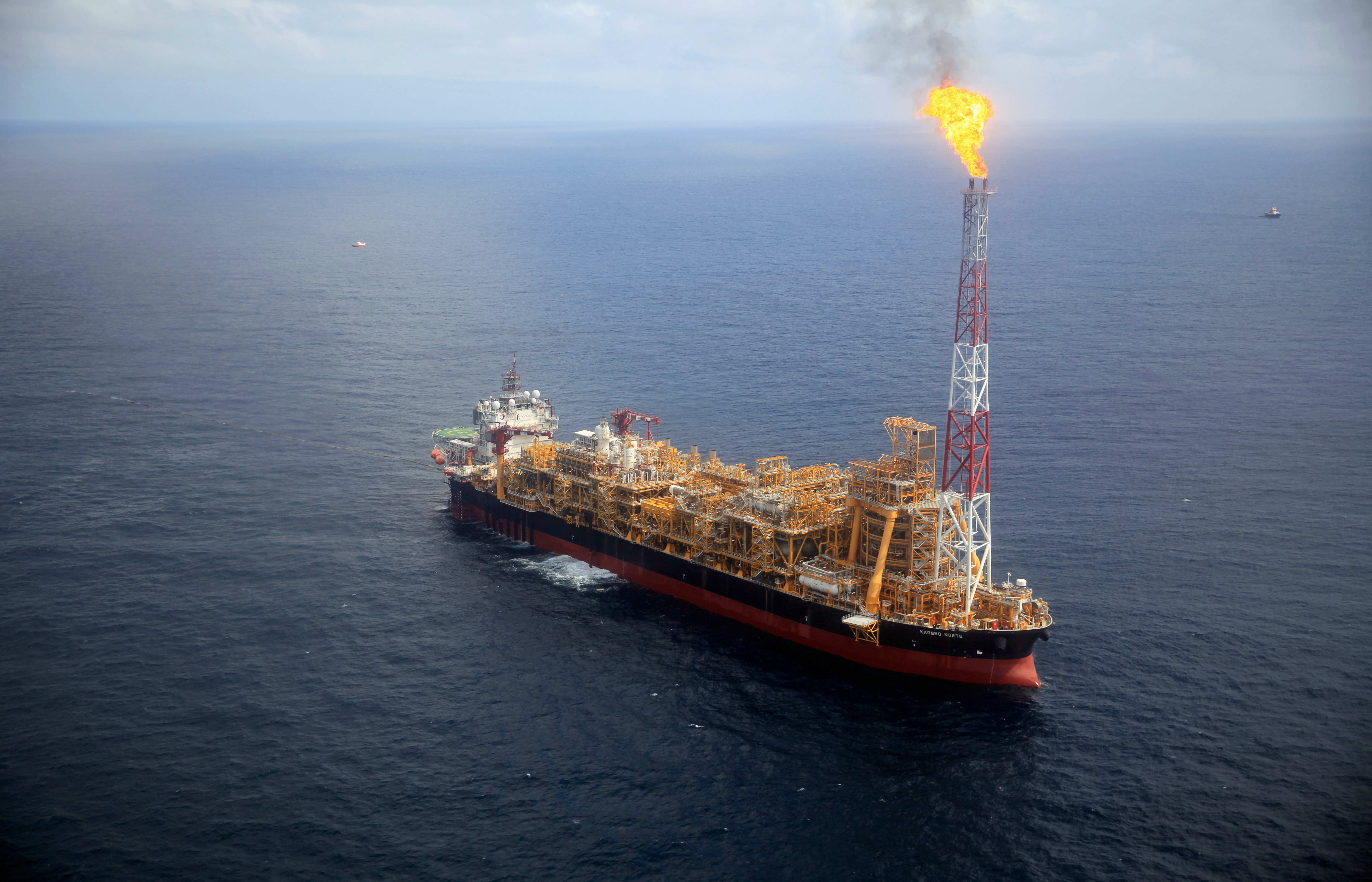 Produção petrolífera de Angola atinge 30 milhões de barris mensais