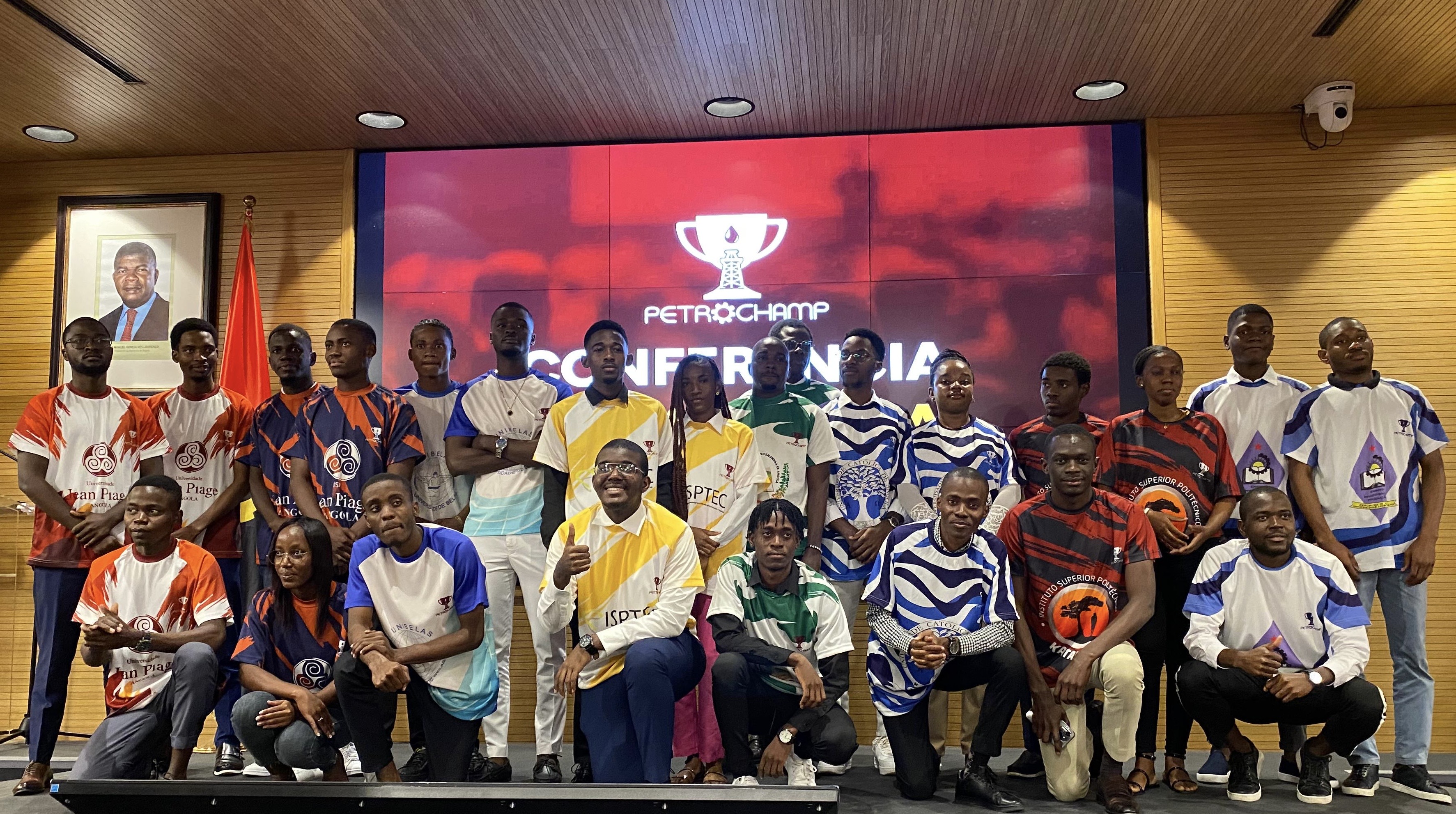 Universidade Católica de Angola vence 1ª edição do PetroChampq