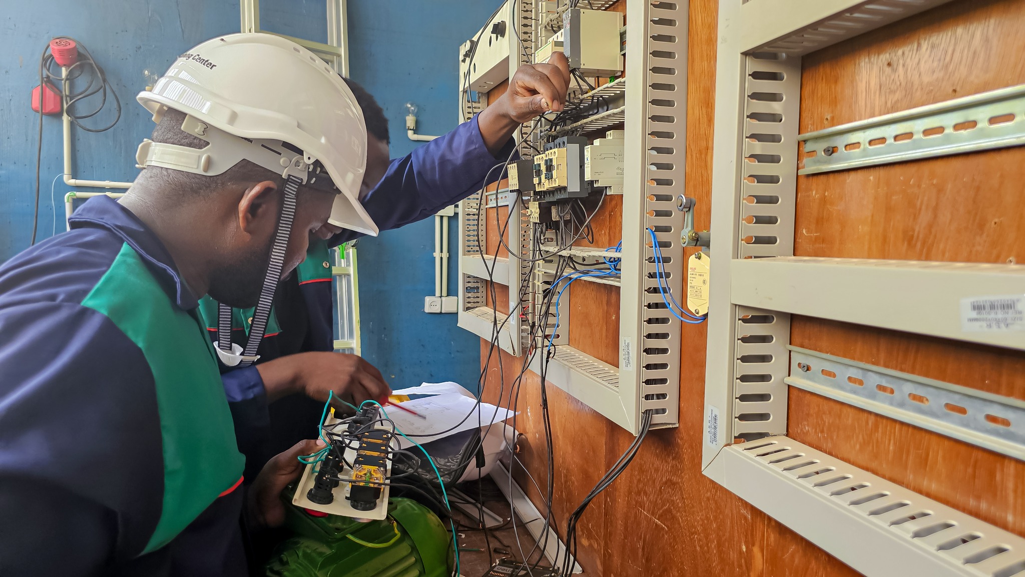 NA EDACO, O COMANDO É REAL E A PRÁTICA TAMBÉM